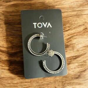 TOVA Slimline Gunmetal Earrings NEW!!
